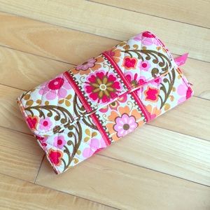 Vera Bradley Folkloric Wallet / Clutch